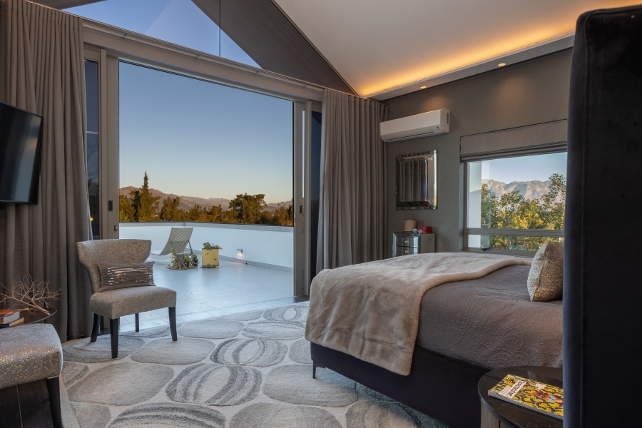 4 Bedroom Property for Sale in Winelands Western Cape